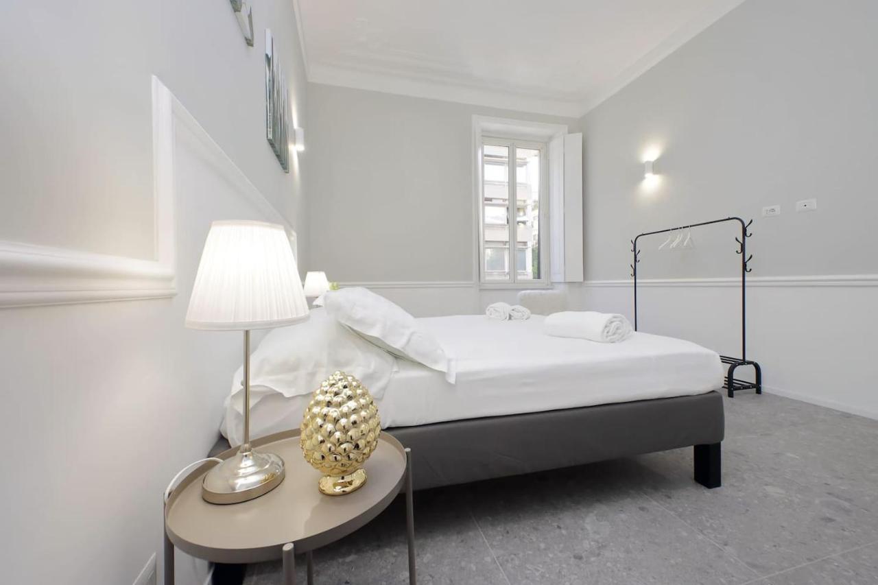 Appartamento "Corso - Cuore Di Roma" By Flatinโรม ภายนอก รูปภาพ