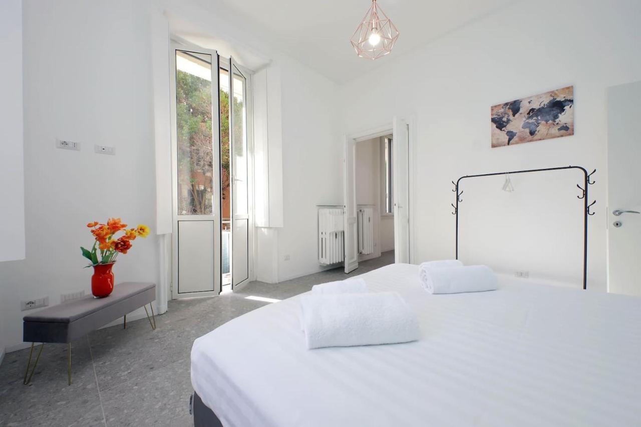 Appartamento "Corso - Cuore Di Roma" By Flatinโรม ภายนอก รูปภาพ