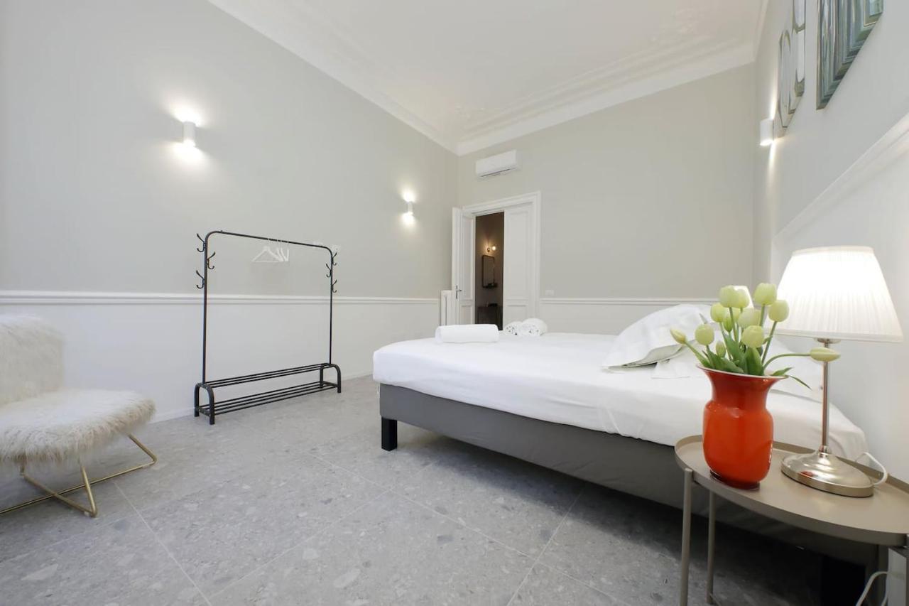 Appartamento "Corso - Cuore Di Roma" By Flatinโรม ภายนอก รูปภาพ
